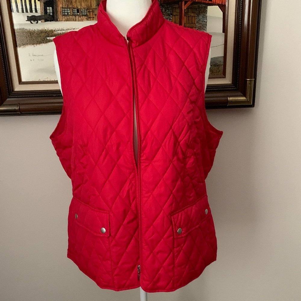 Quilted Red Women's Vest NWOT